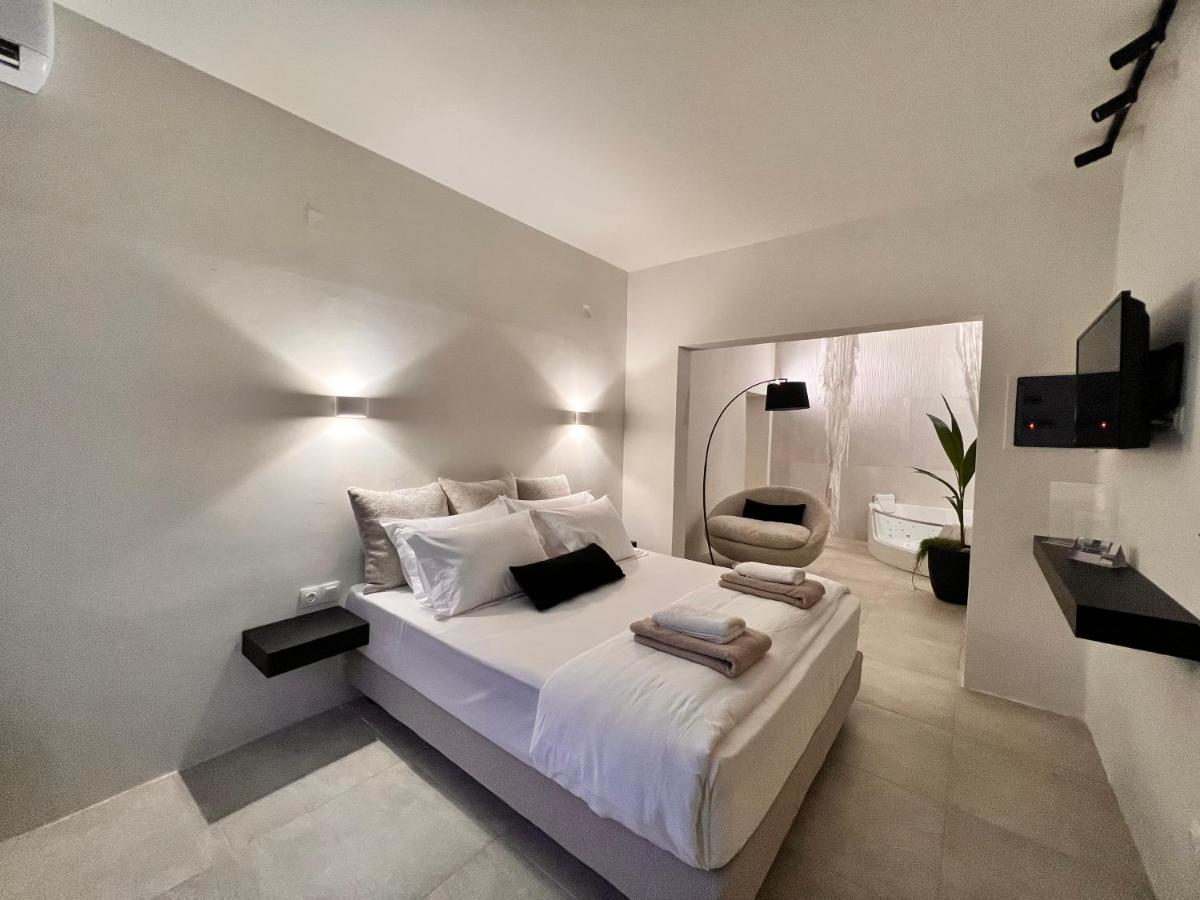 Perla Coco Jacuzzi Suites Chania  Ngoại thất bức ảnh